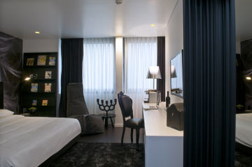 B-aparthotel Regent Aparthotel 4*