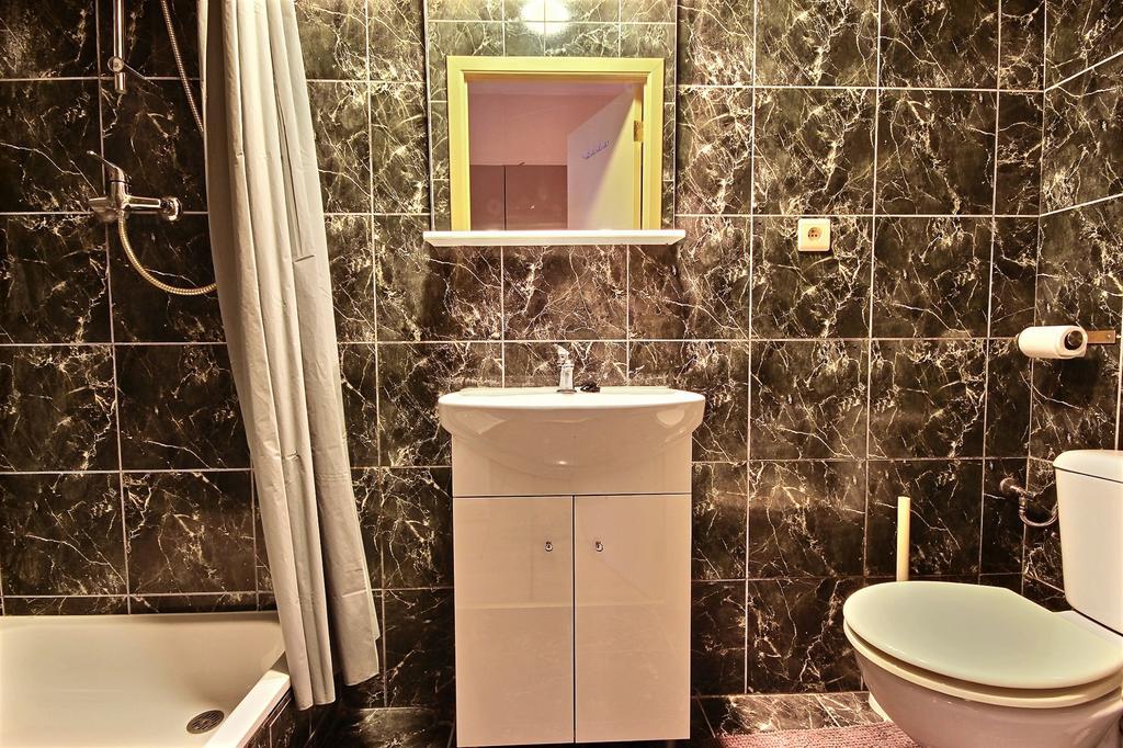 Ixelles Flats Apartment