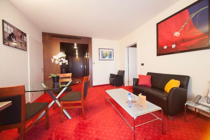 Nh Eu Berlaymont Hotel 4*