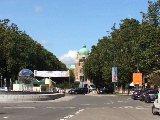 Hello * Brussels
