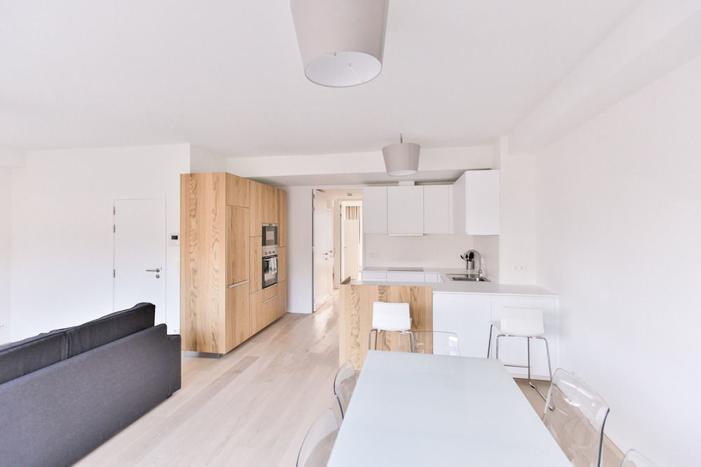 Louise Vleurgat Apartment *