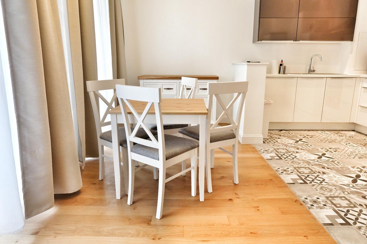 Spot Khách sạn hẻo lánh Brussels
