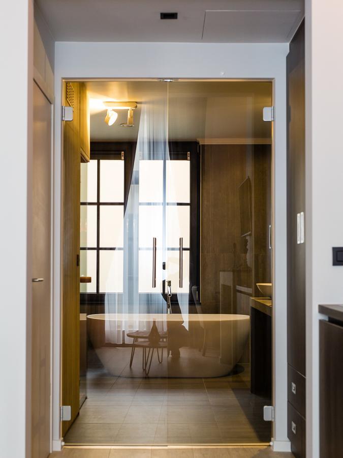 Secret Royal Apartment