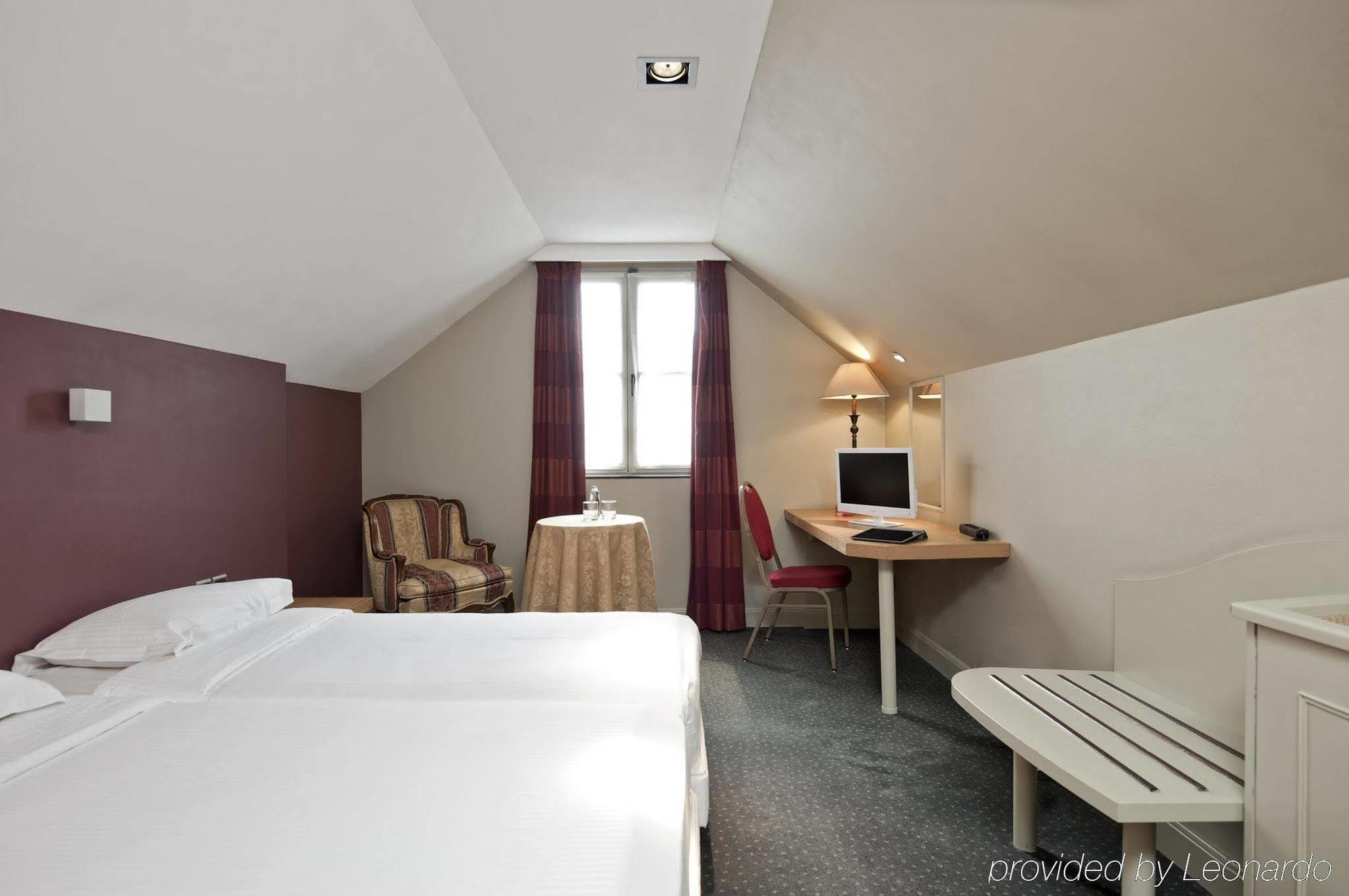 9hotel Sablon