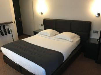 Hotel Le Chantecler Brussels