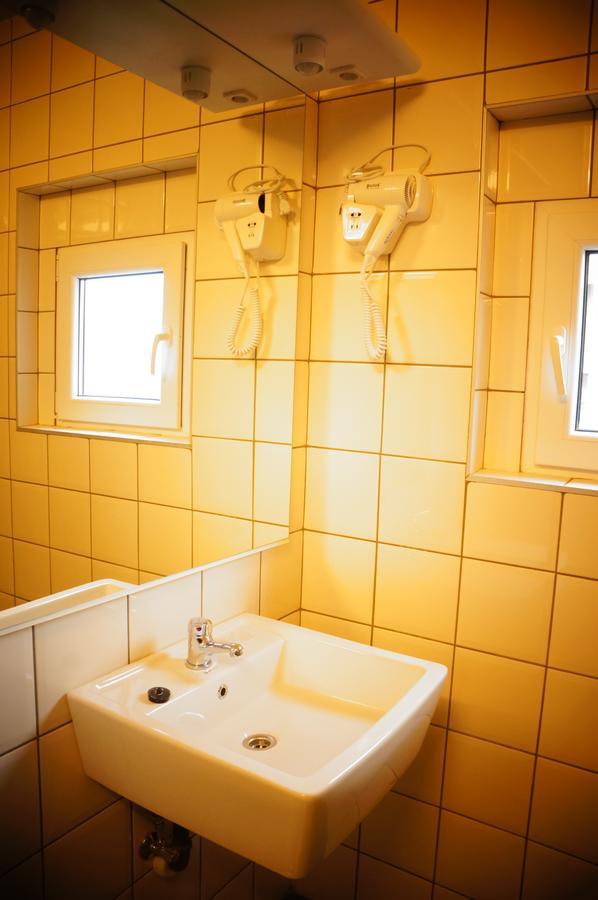 Es Midi Hostel *