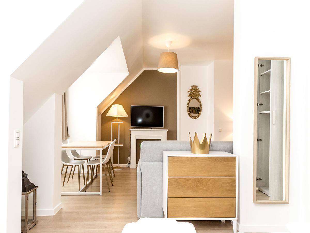 Michel Ange Halldis Apartment