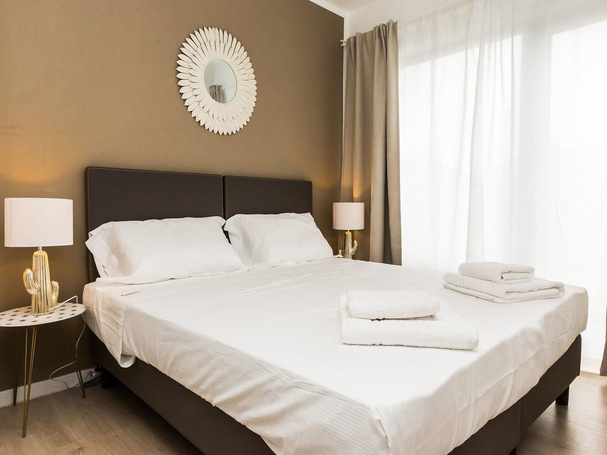 Michel Ange Halldis Apartment *