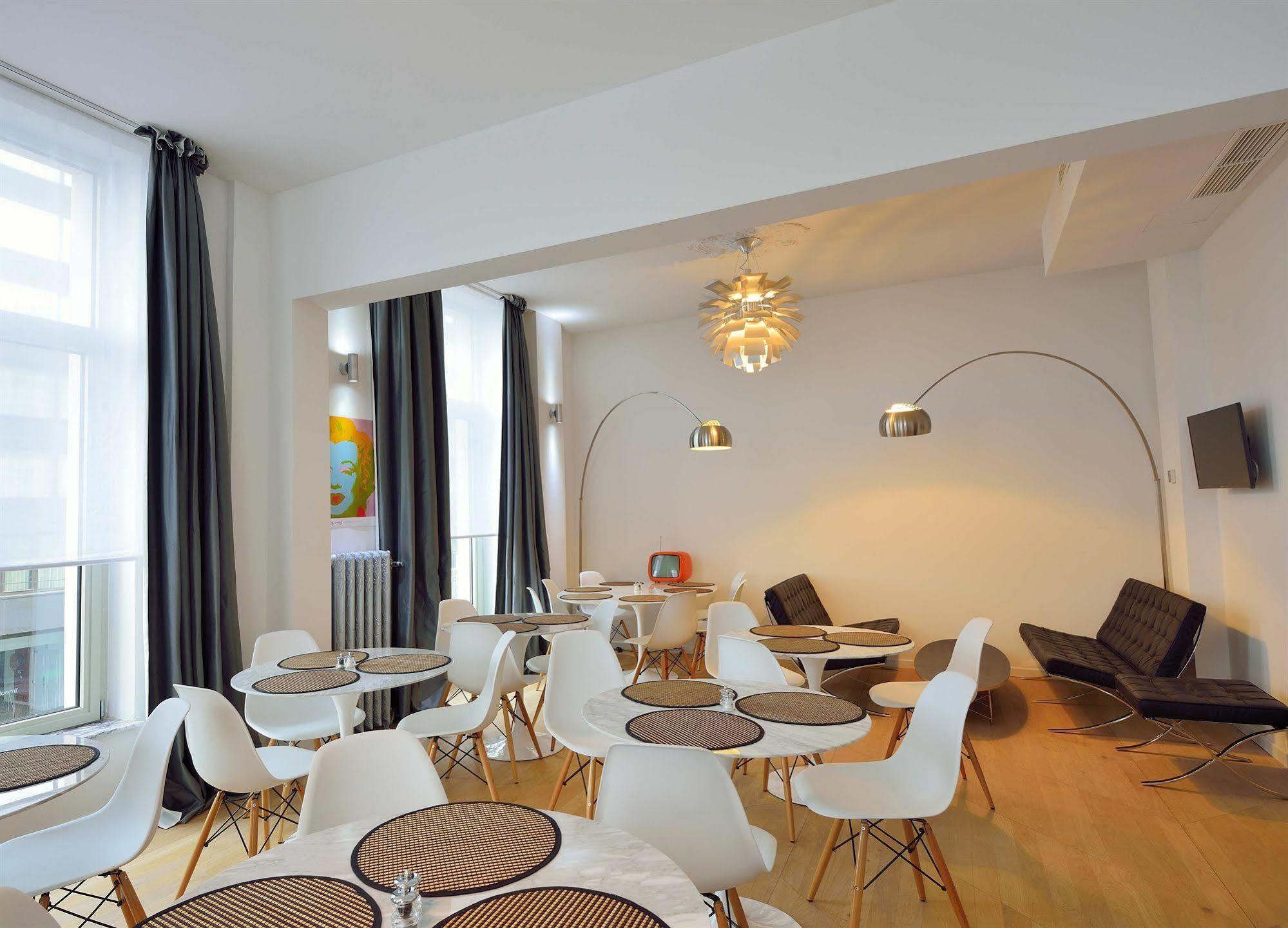 Retro Hotel Saint-Josse-ten-Noode