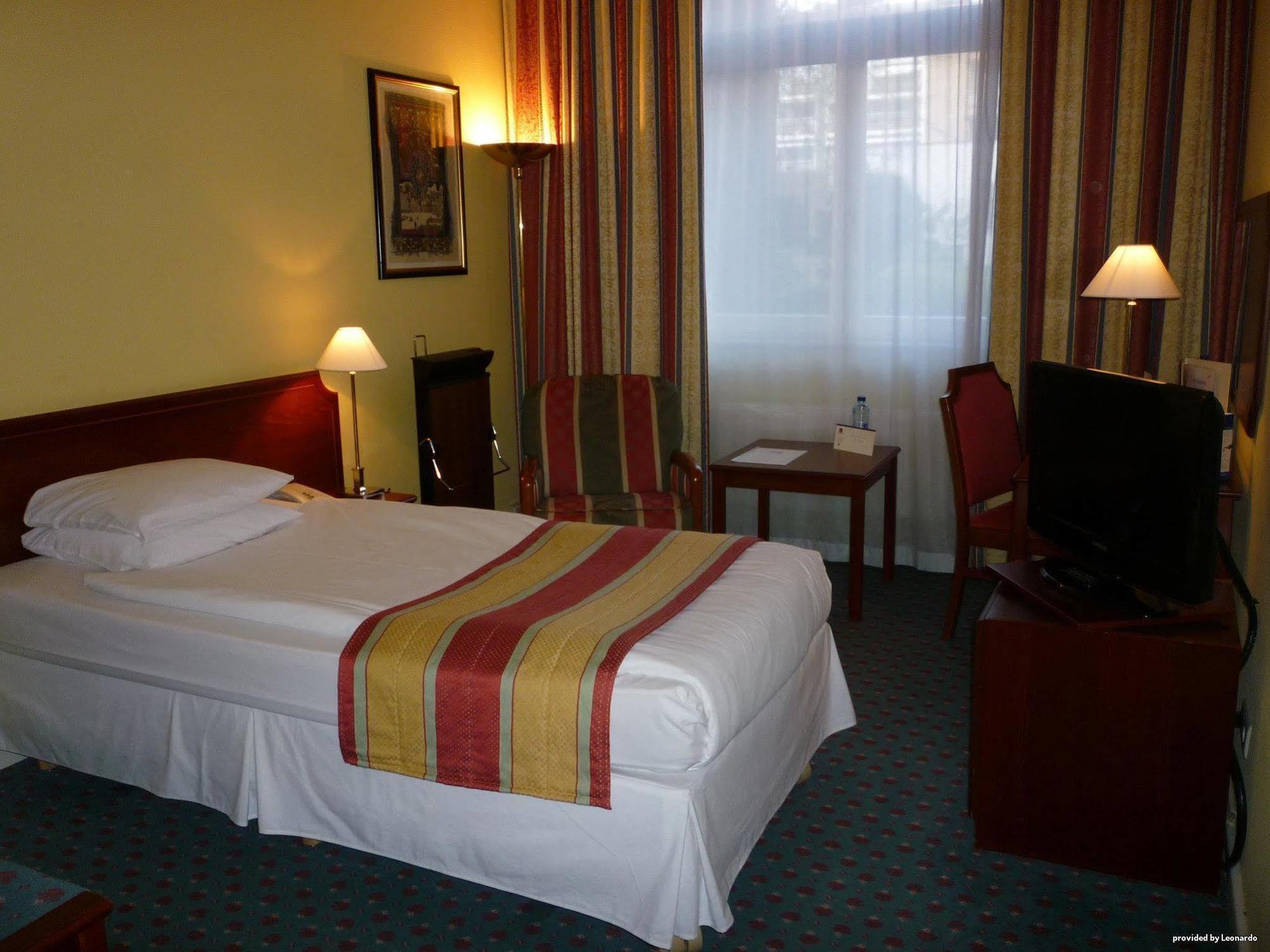Hotel Western Park Brussels 4*