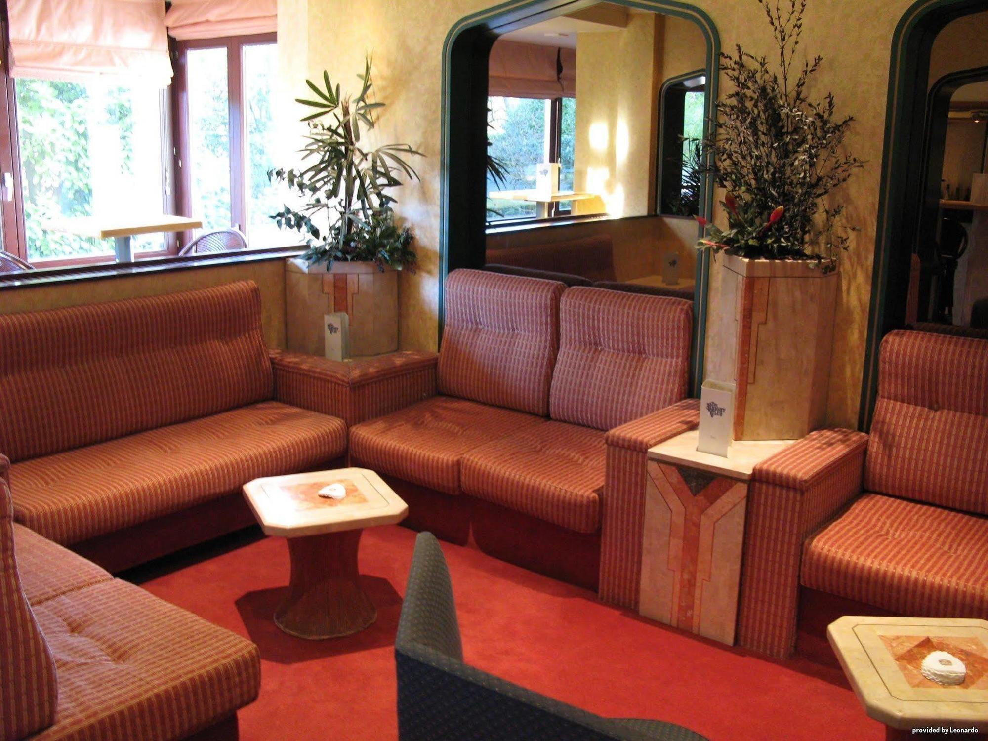 Western County House 3* Saint-Gilles