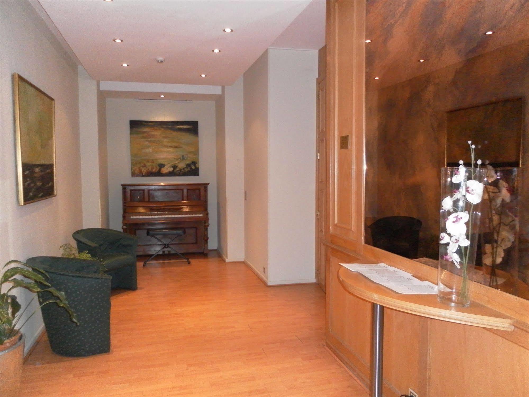 Hotel Brussels 4* Brussels
