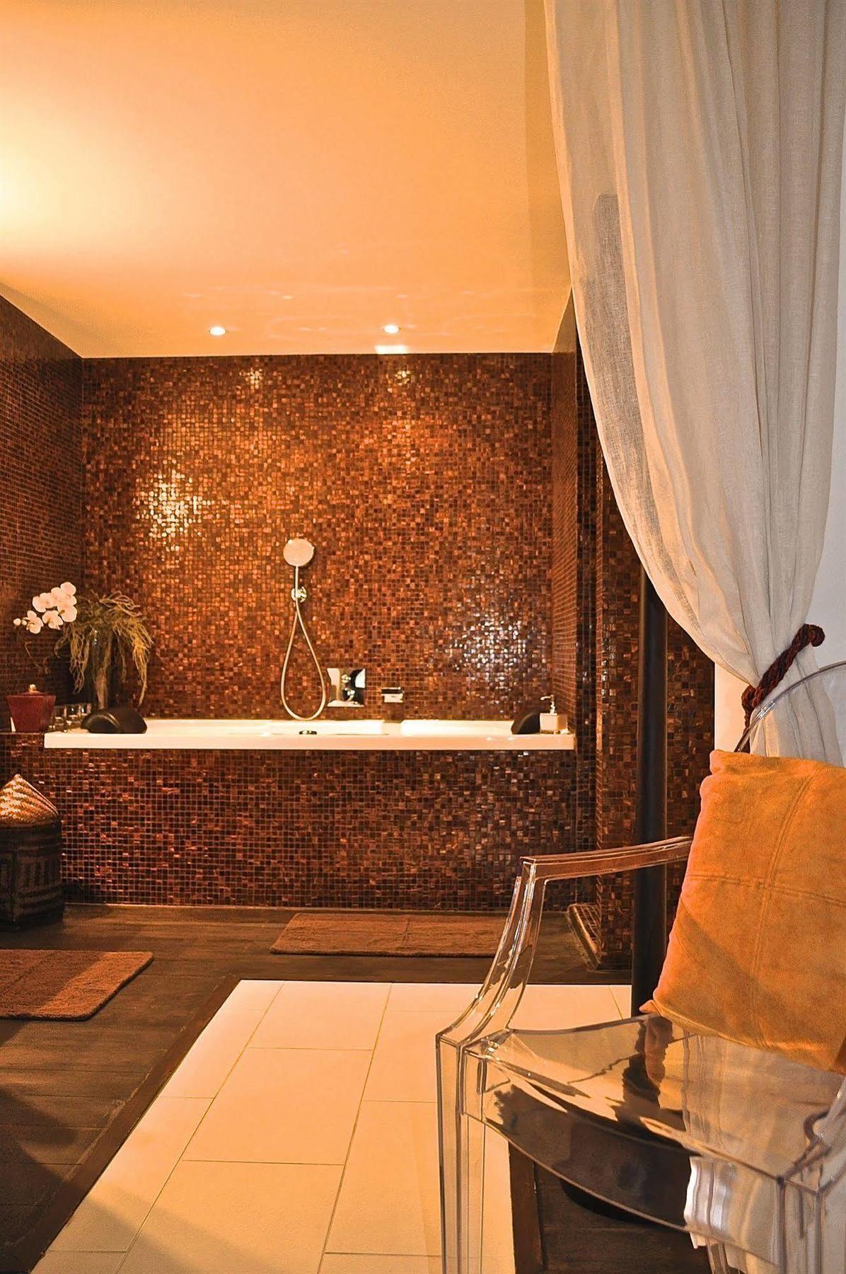 Un Jardin En Bed & Breakfast Saint-Gilles