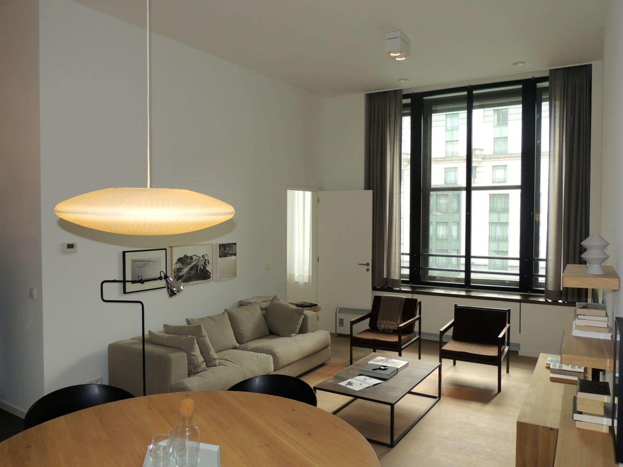 Chambon Suites Khách sạn hẻo lánh 2*