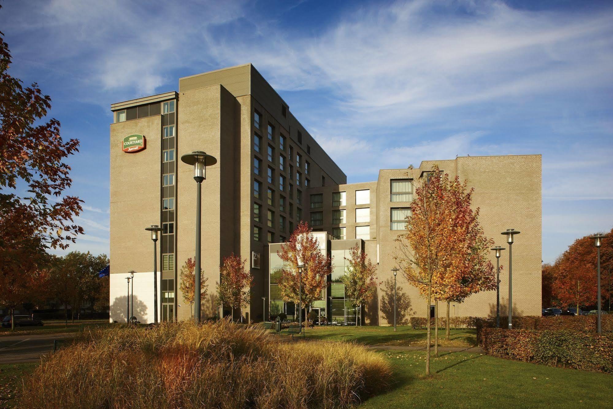 Courtyard By Marriott 4*