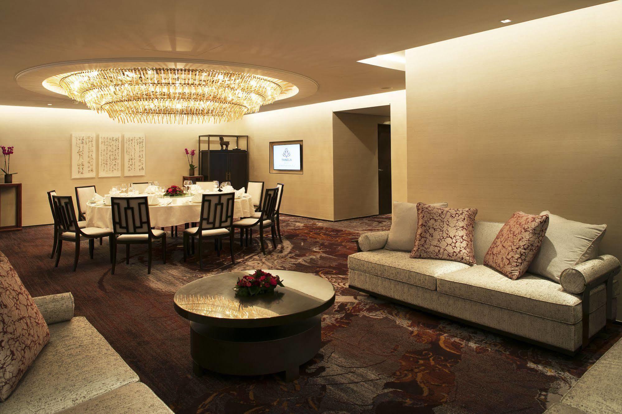 Hotel Tangla Brussels 5*
