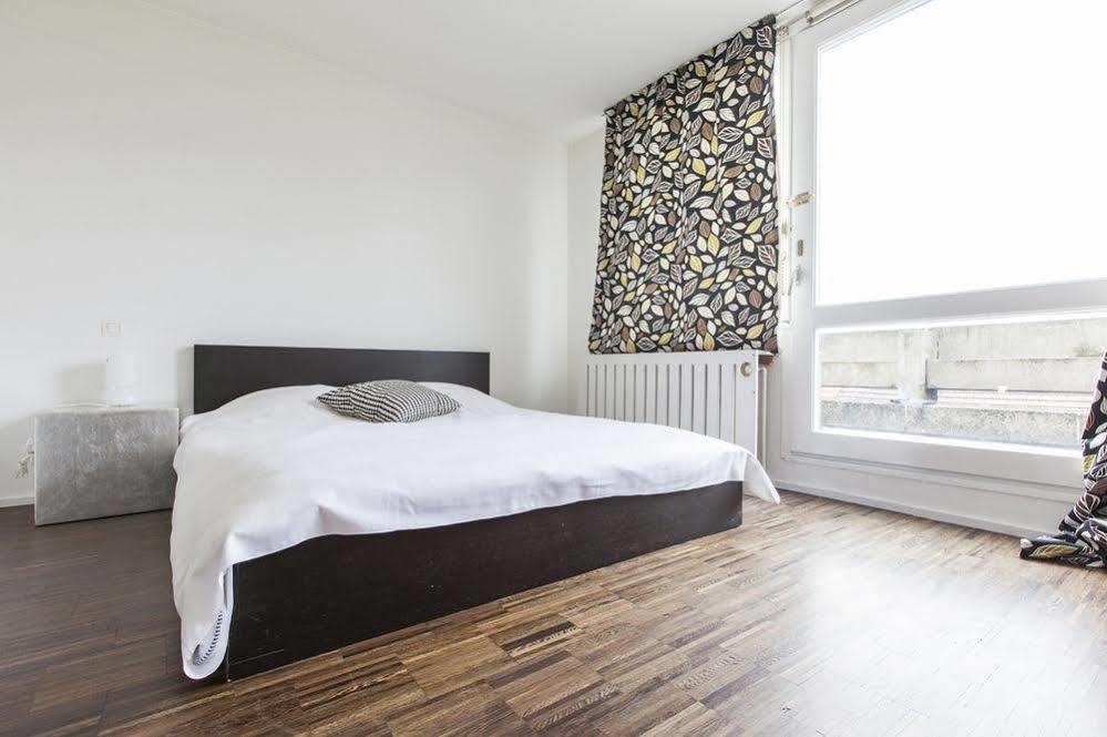 Chic Suisse Flat - Metro Louise Apartment Brussels