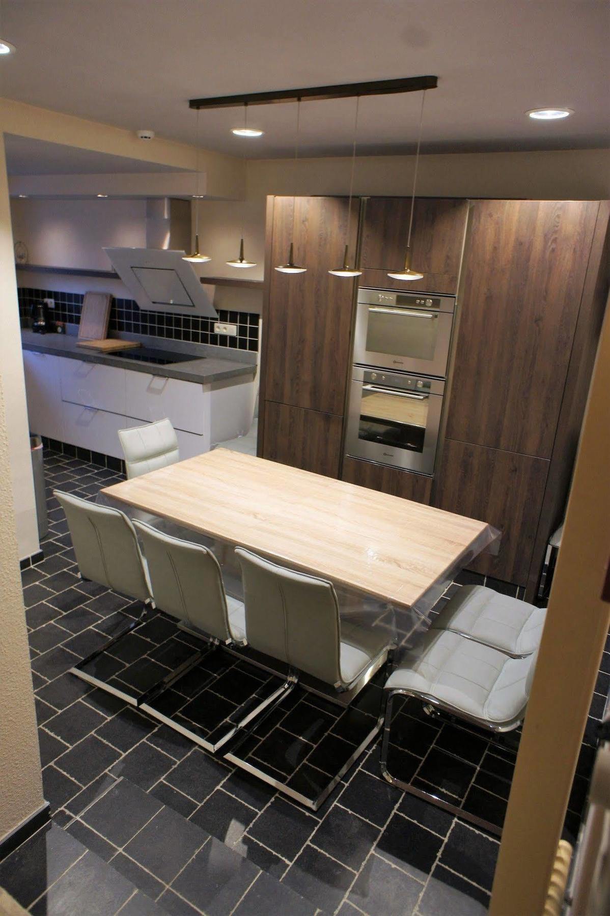 Appartement J And R