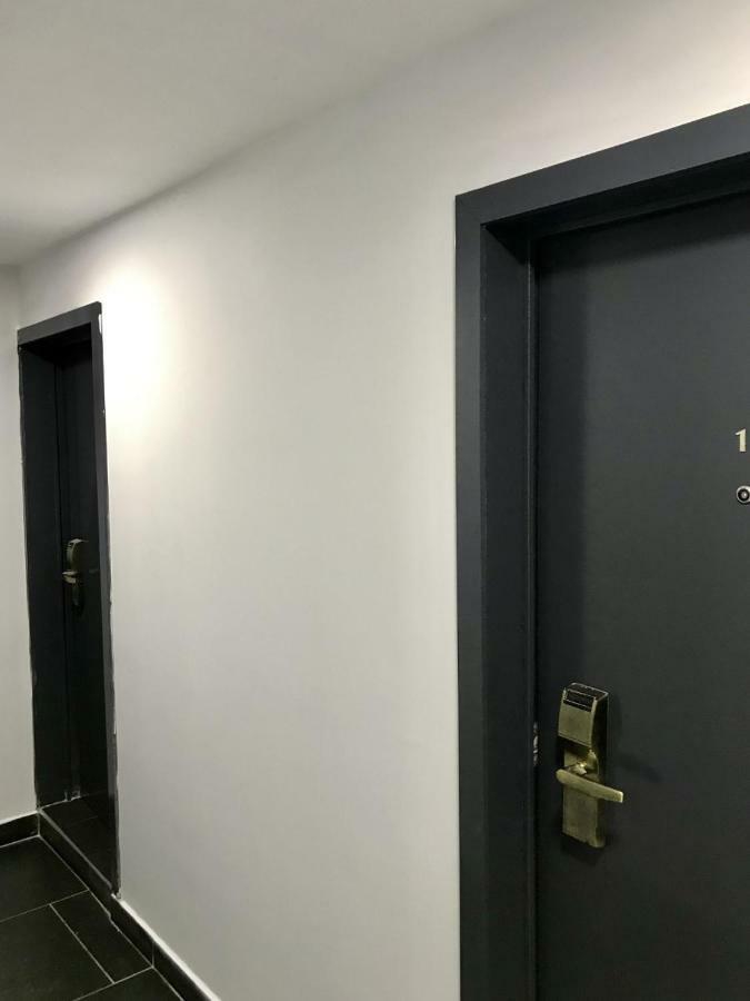 Bentley New Hotel 3*
