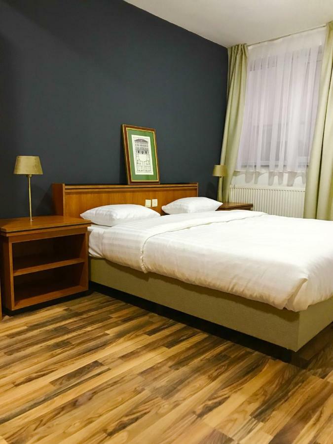 Hotel Bentley New 3*