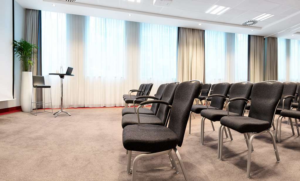 Hotel Park By Radisson Brussels Centre Midi