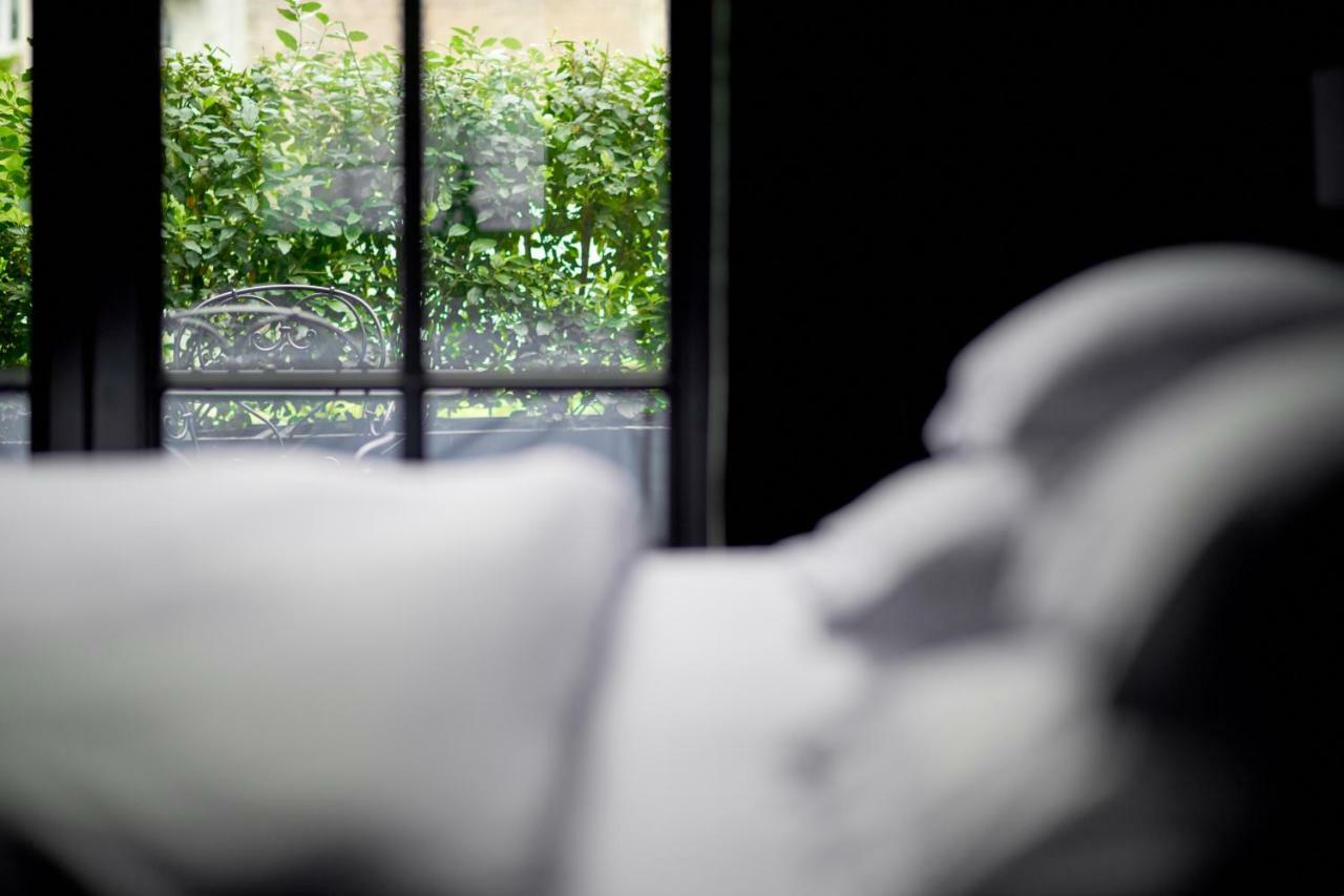 Odette En 3* Ixelles
