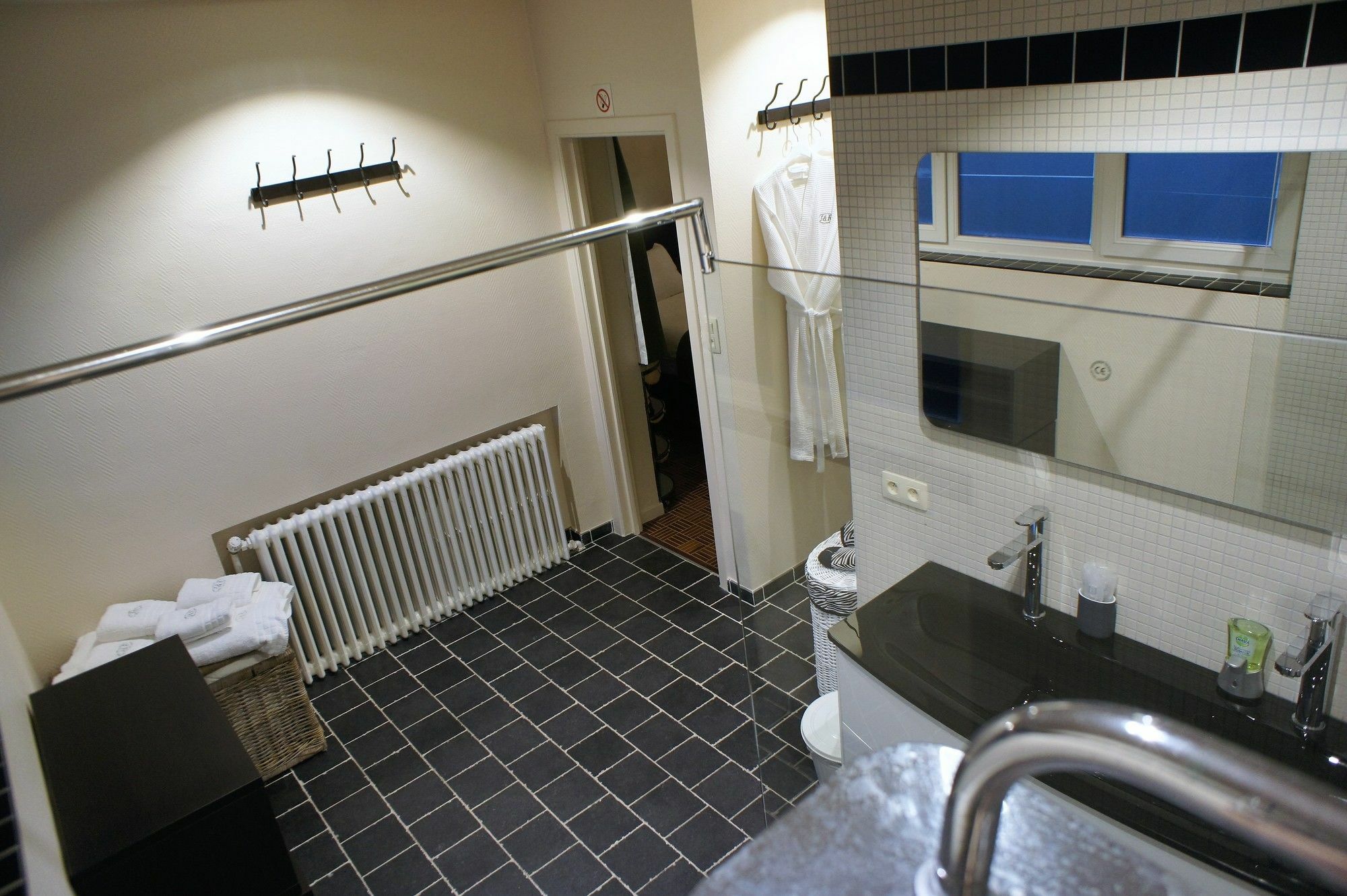 J And R Appartement *