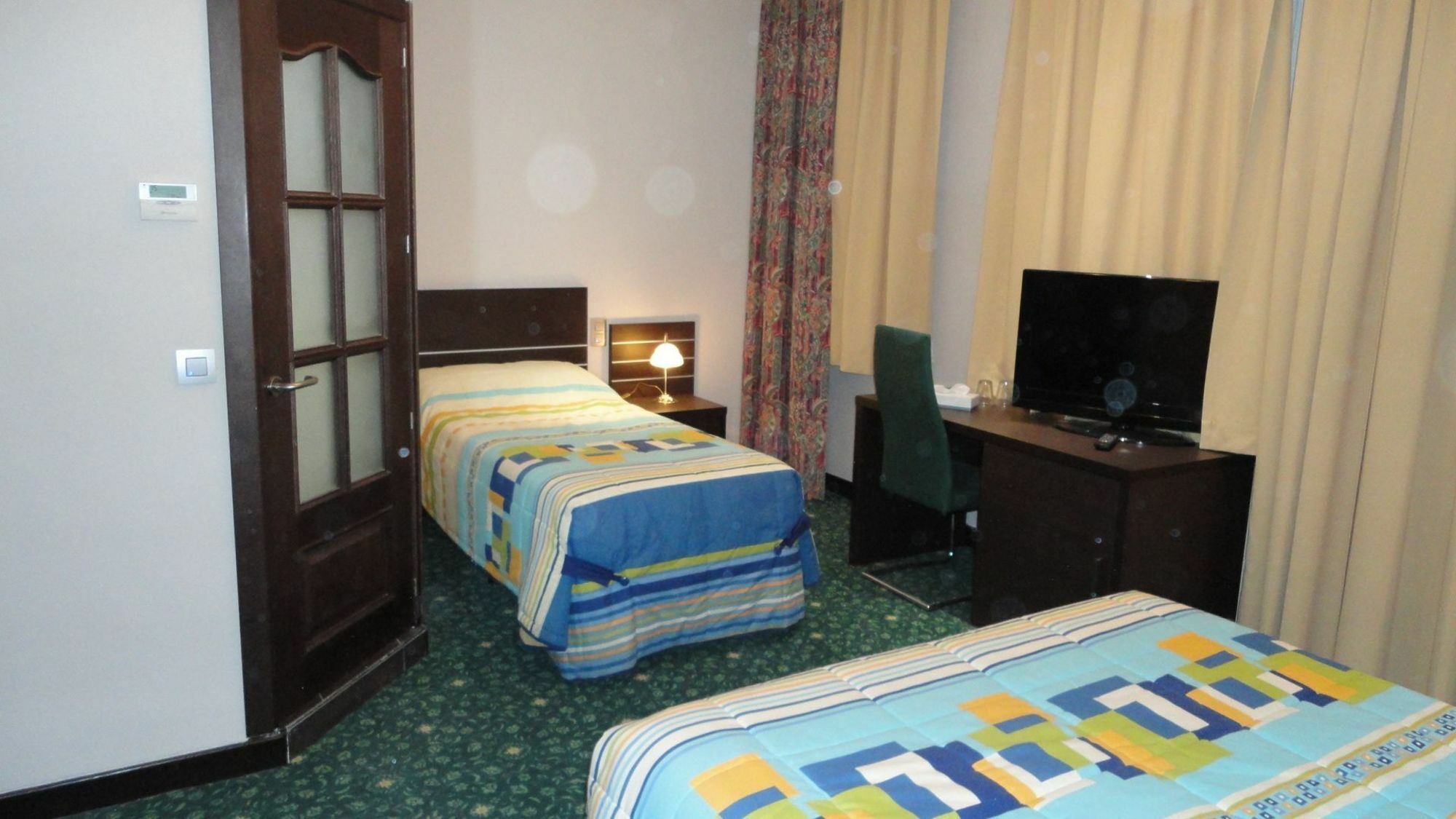 L'auberge Du Souverain Khách sạn 3*