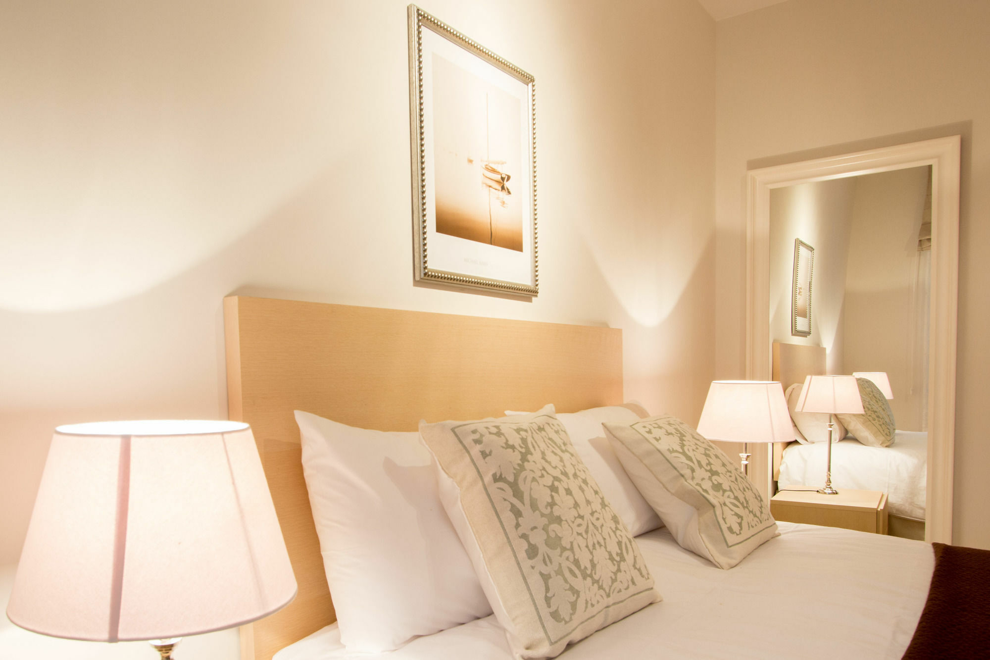 Sweet Inn Apartments - Madou * Brussels