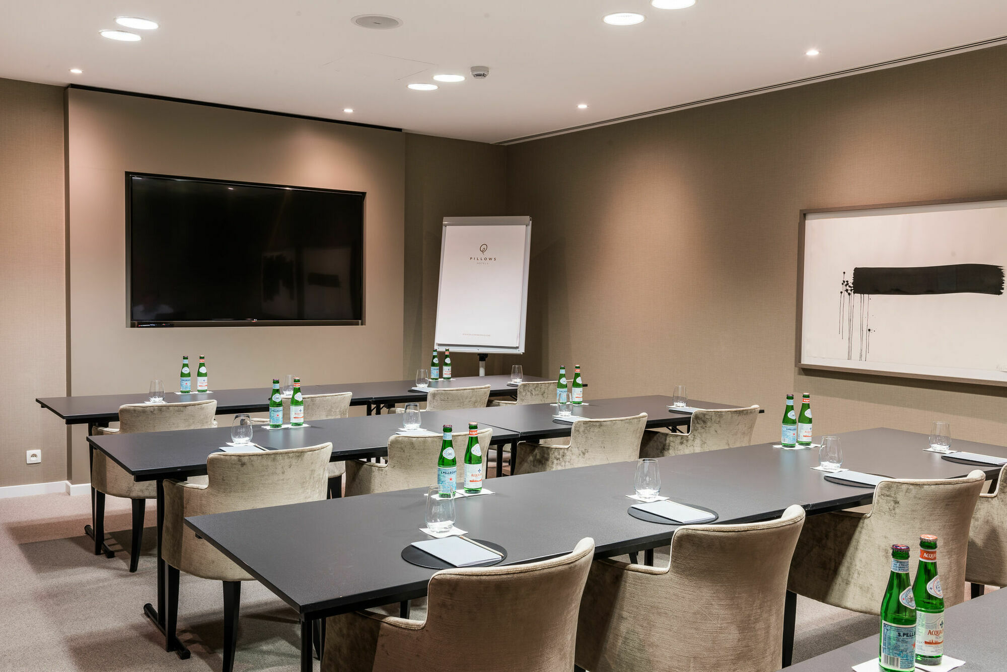Aparthotel Numa Brussels Lief 4*