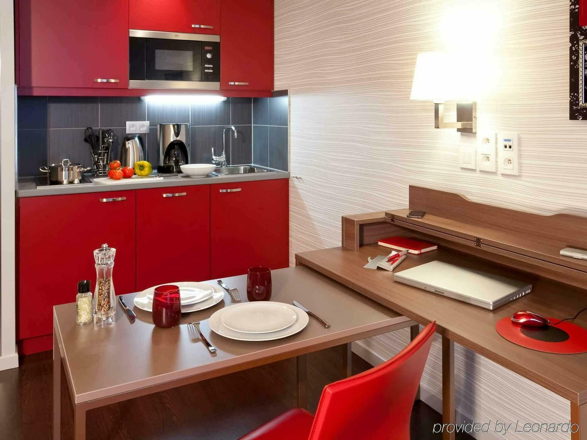 Aparthotel Adagio Grand Place 3*