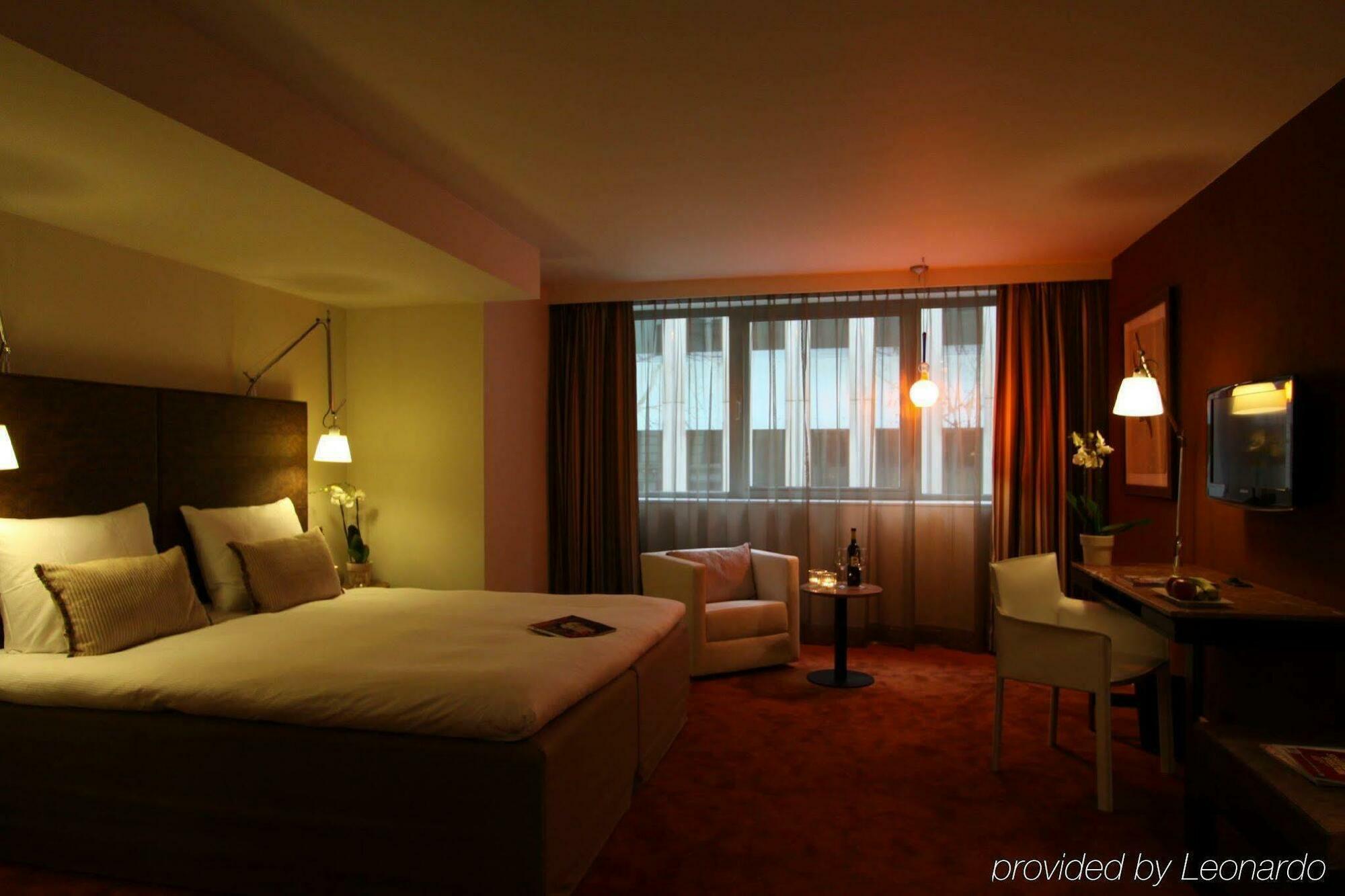 Khách sạn Pillows Centre Brussels