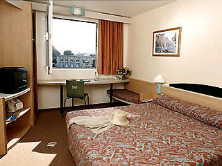 Hotel Ibis Expo Atomium 3*