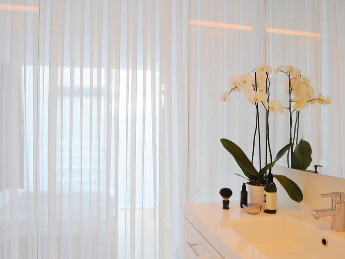 Apartment Minimalistic In Premium Location *