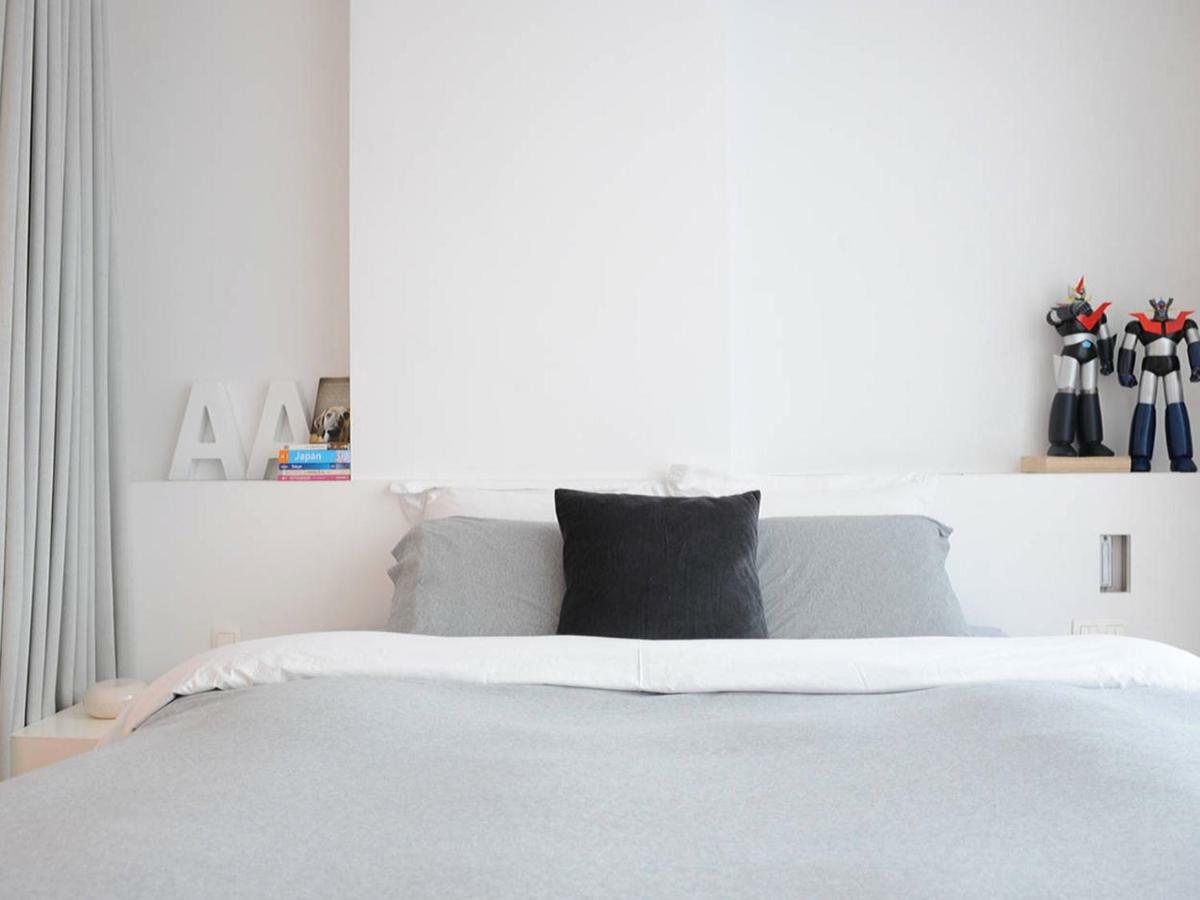 Apartment Minimalistic In Premium Location *