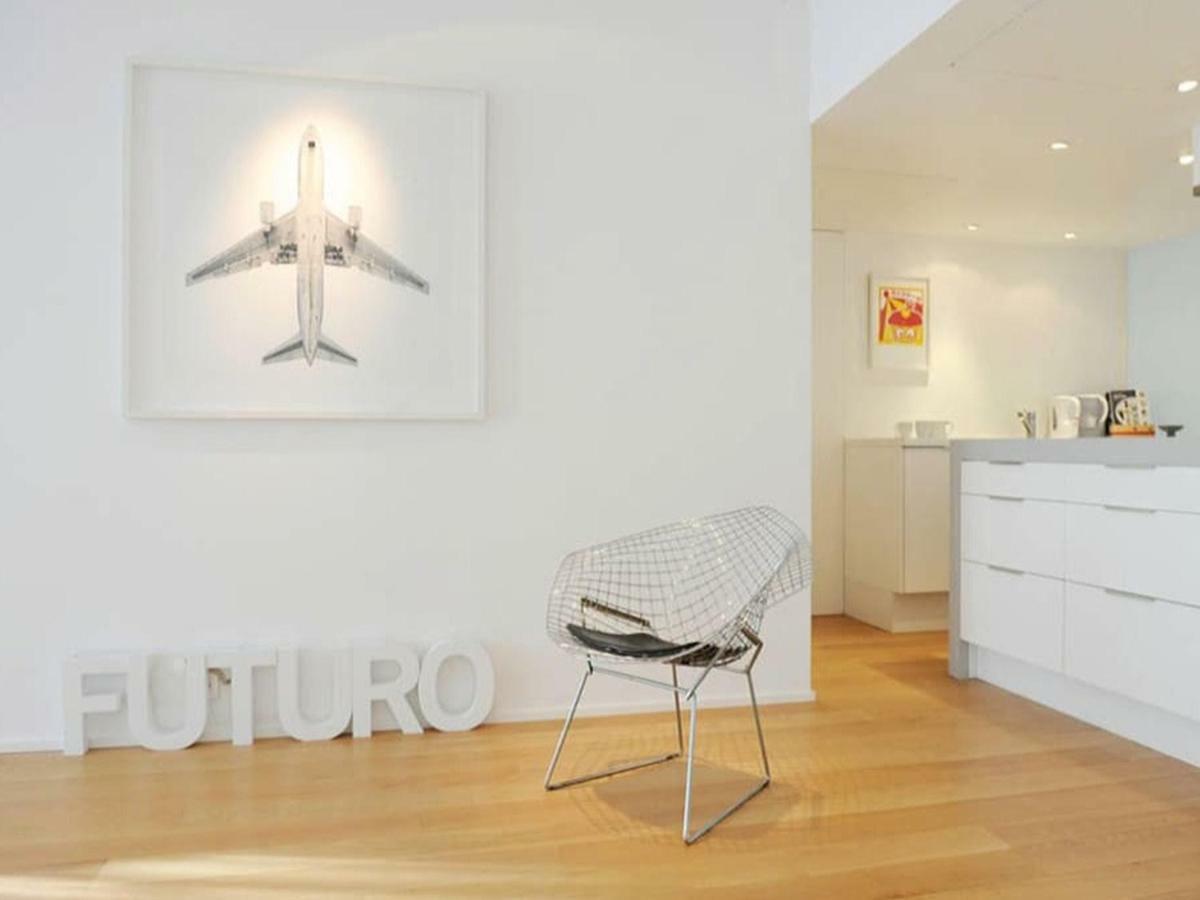 Apartment Minimalistic In Premium Location *