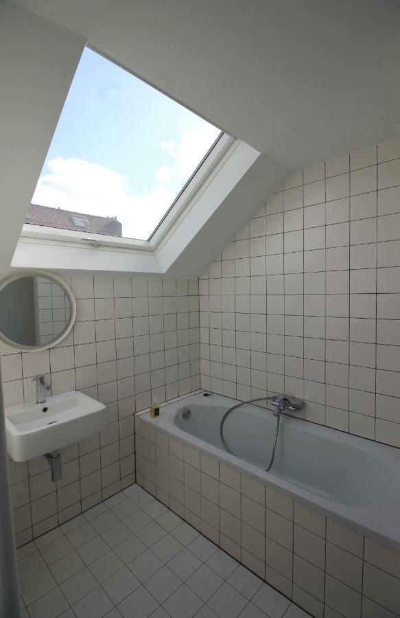 Canopee Guesthouse Ixelles