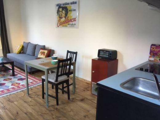 Cosy Barriere/parvis St Gilles