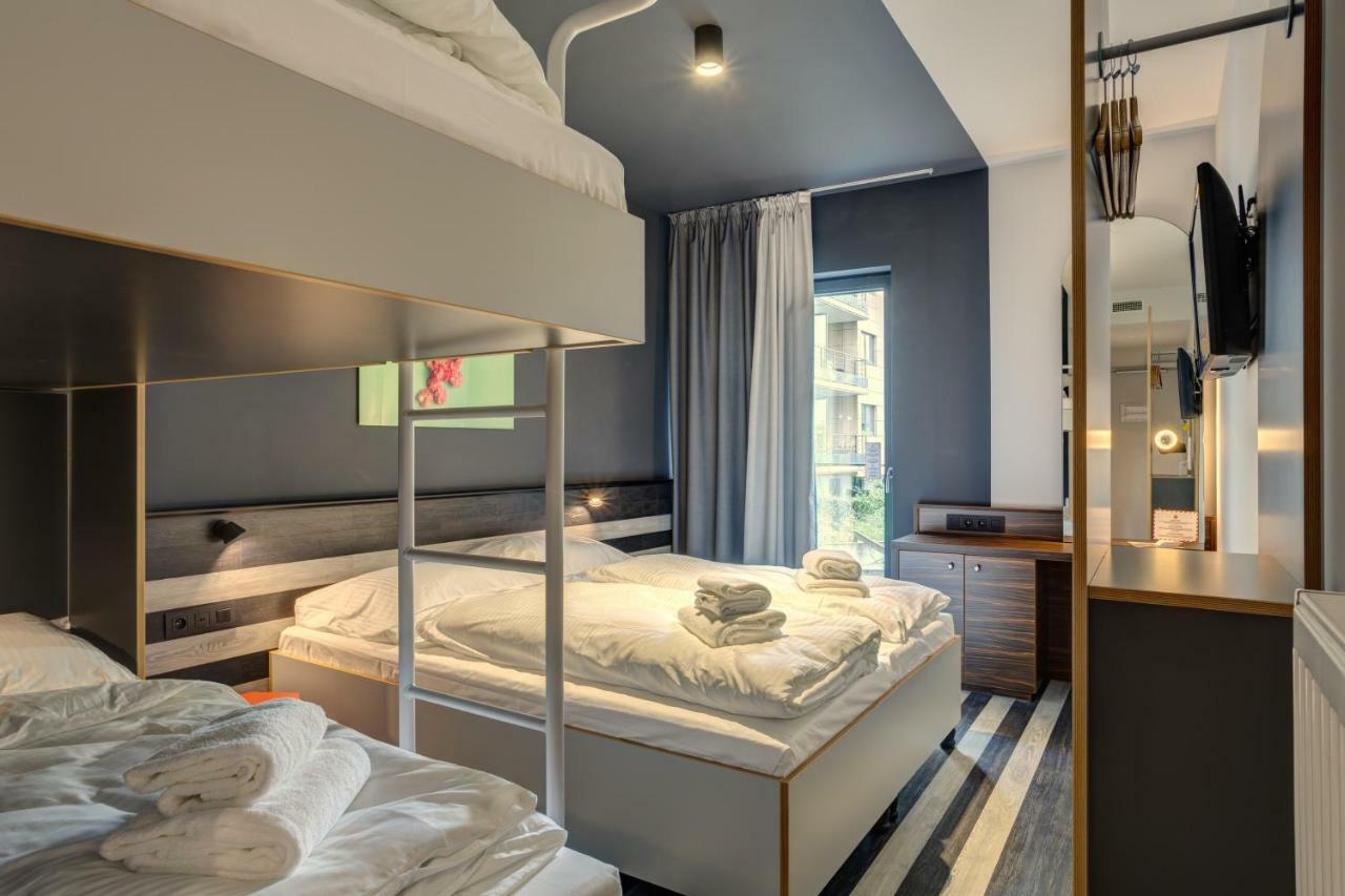 Meininger Bruxelles Gare Du Midi Hotel 3*