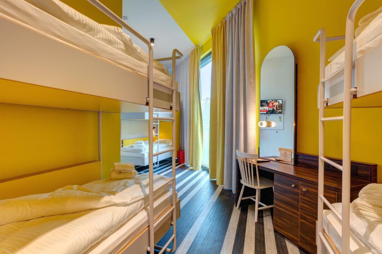 Meininger Bruxelles Gare Du Midi Hotel 3*