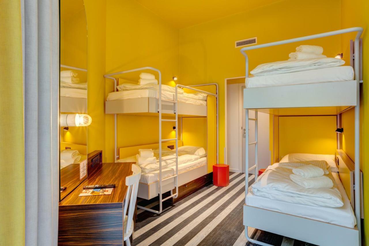 Hotel Meininger Bruxelles Gare Du Midi