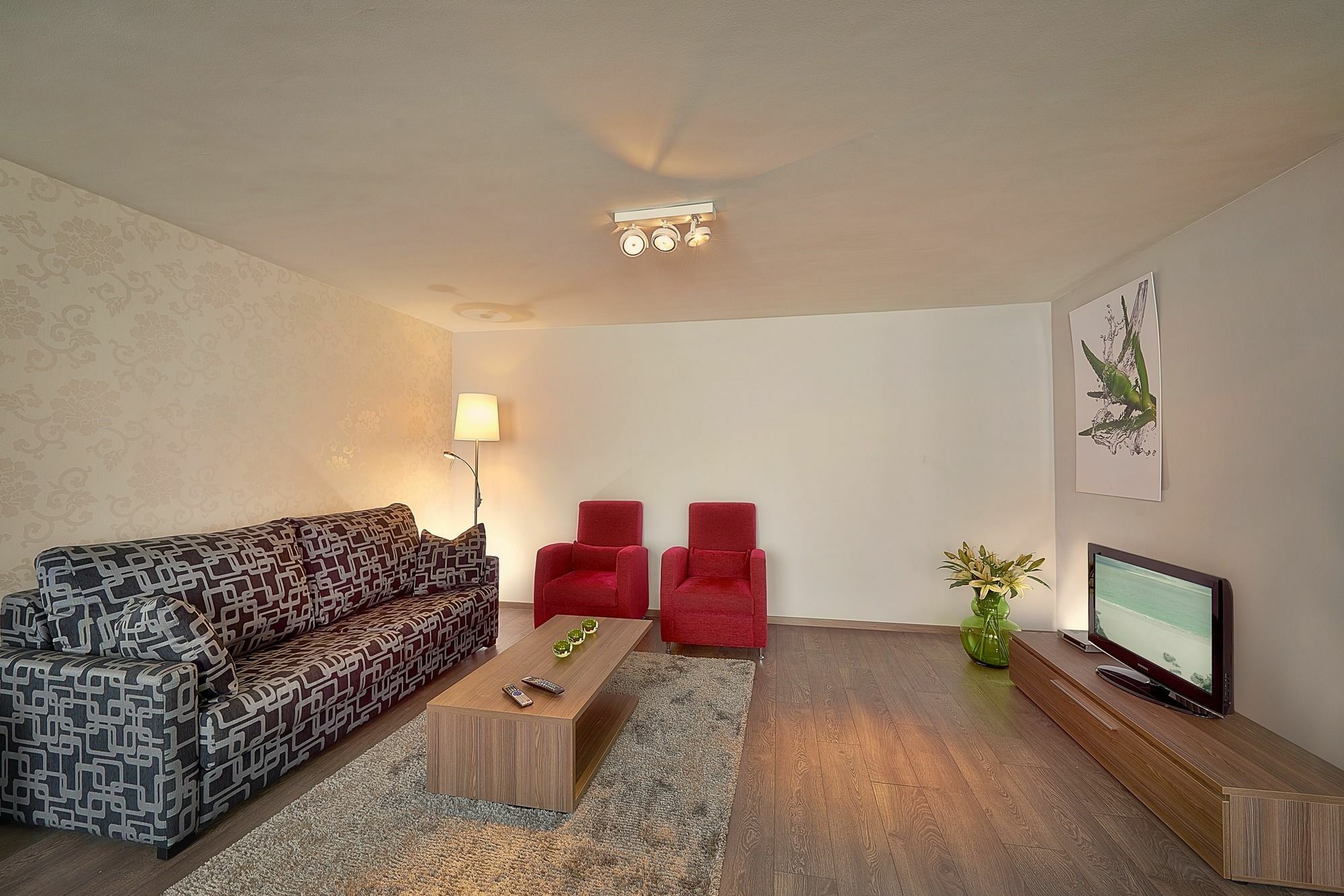 Thon Florence Khách sạn hẻo lánh 4*