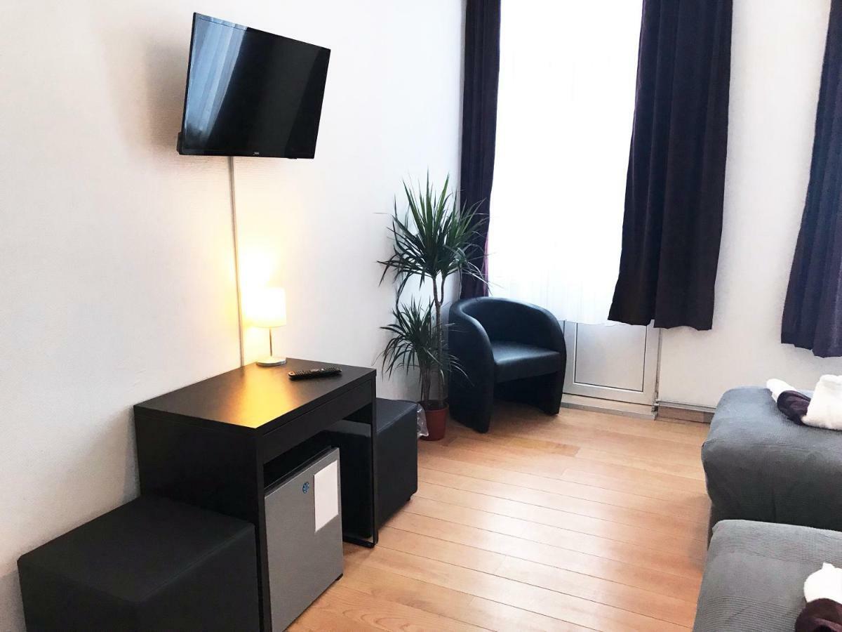 Hive Midi Center 3*