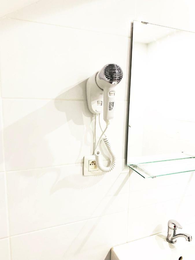 Hive Midi Center Guest house 3*