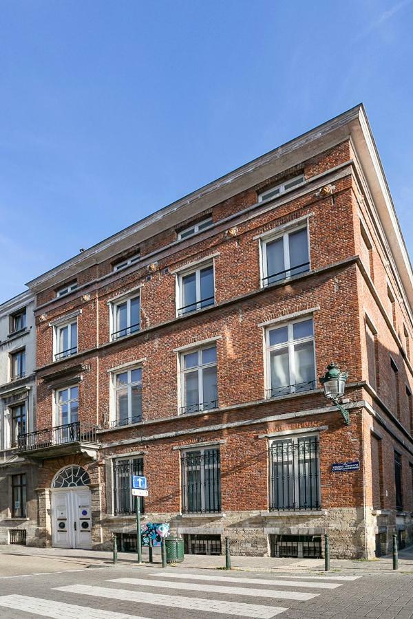 Bed & Breakfast Fish Market Brussels