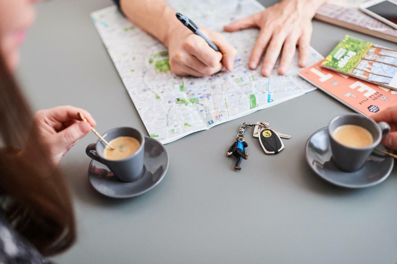 Acomodação com café da manhã  X2brussels 3*