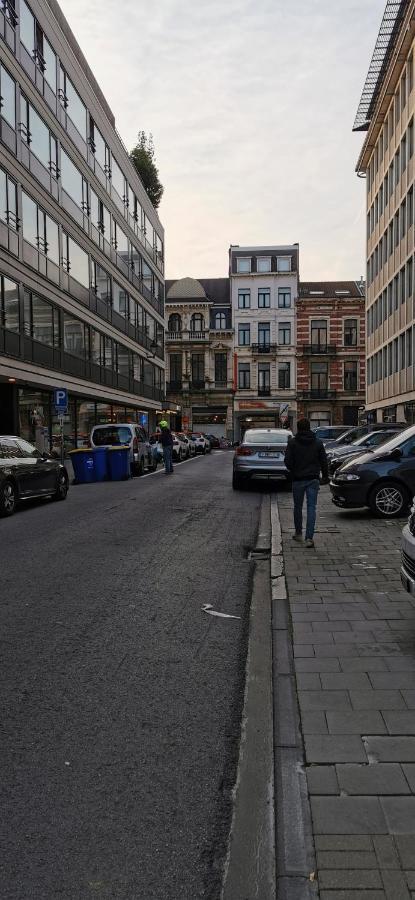 Tasson-snel * Brussel