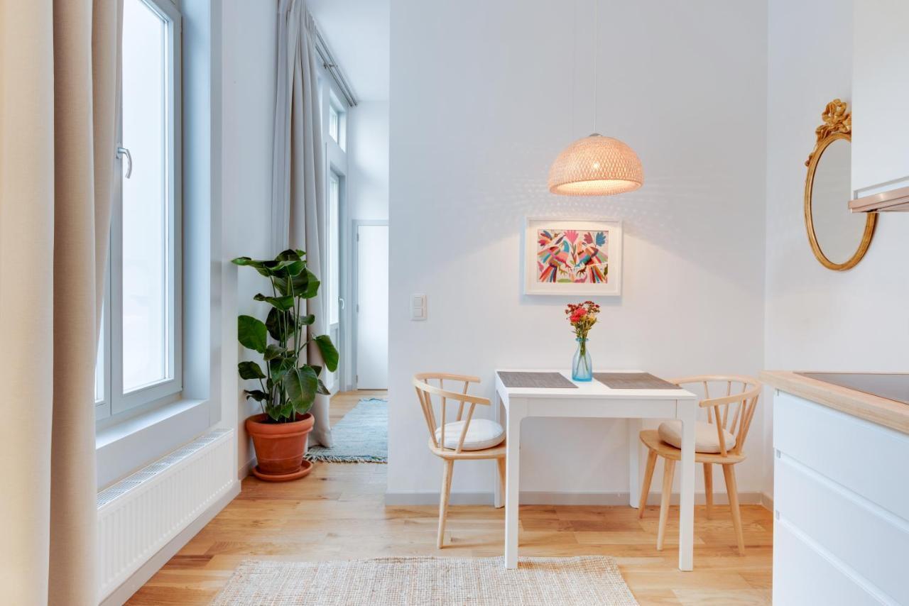 Aparthotel Newton Boutique Residences - Eu Area 4*