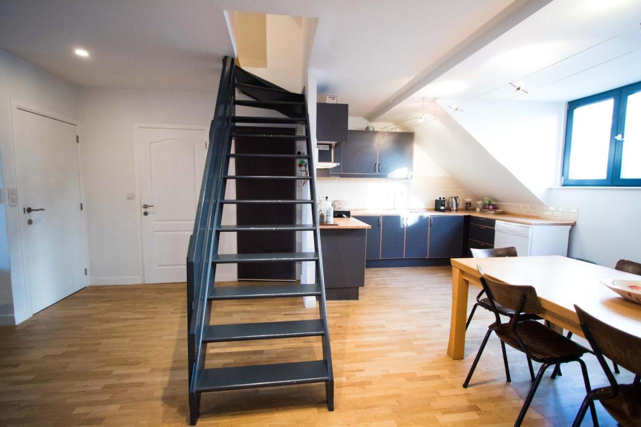 Charming Near Avenue Louise Apartment *