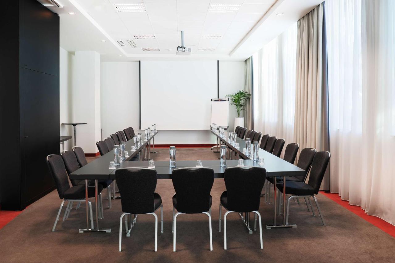 Park By Radisson Brussels Centre Midi 3* Saint-Gilles